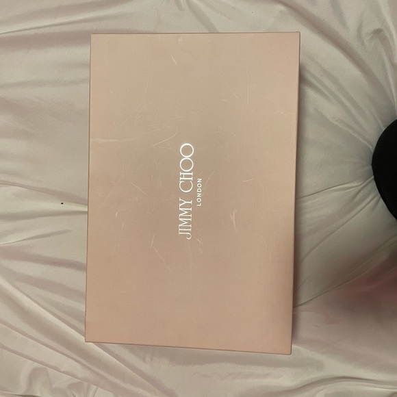 Jimmy Choo Shiny Leather Size 7 Shoe - Picture 3 of 10